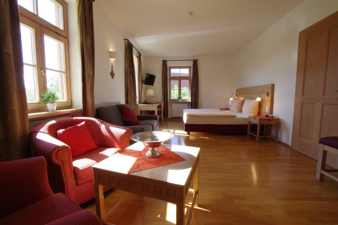 Klostergasthof Hotel Muennerstadt Luaran gambar